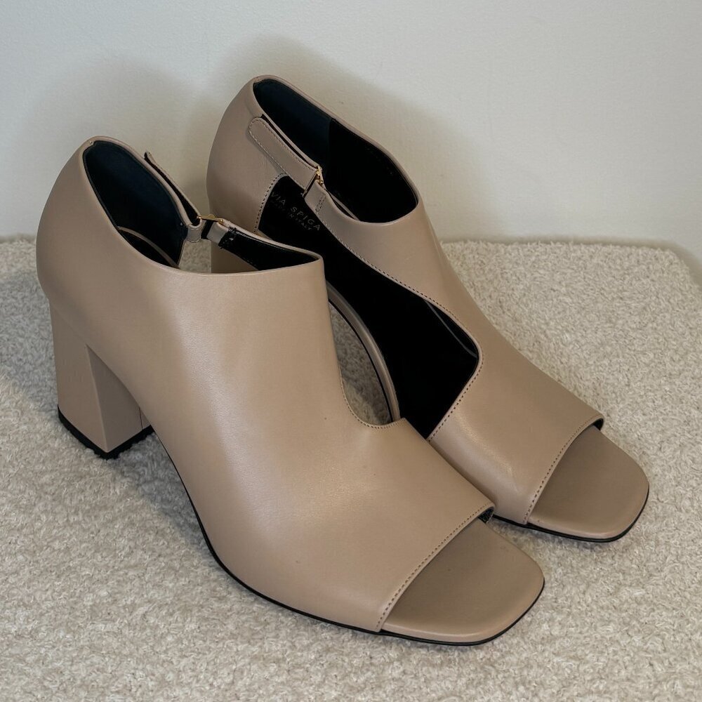 Via Spiga | Eladine Leather Open Toe Block-Heel Booties | Sand